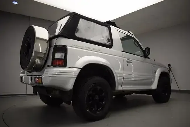 Usado Mitsubishi Montero 194 CV (142 kW) 1999 Gris / plata SUV