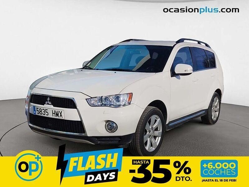 Usado Mitsubishi Outlander Motion 177 CV (130 kW) 2012 Blanco SUV