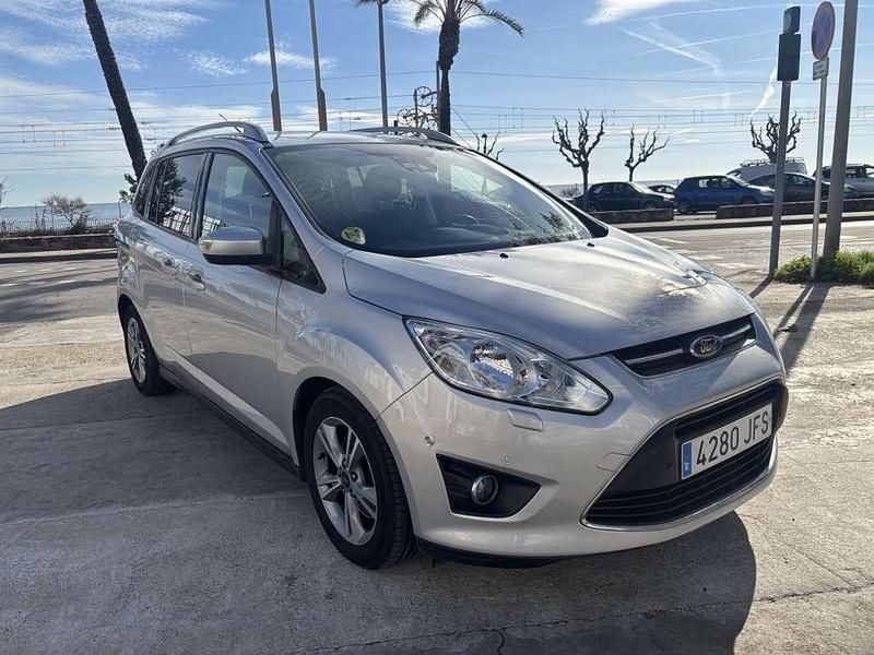 Usado Ford Grand C-Max Titanium 116 CV (85 kW) 2015 Plateado Monovolumen