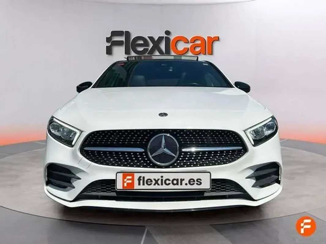 Usado Mercedes A200 163 CV (119 kW) 2019 Blanco Berlina