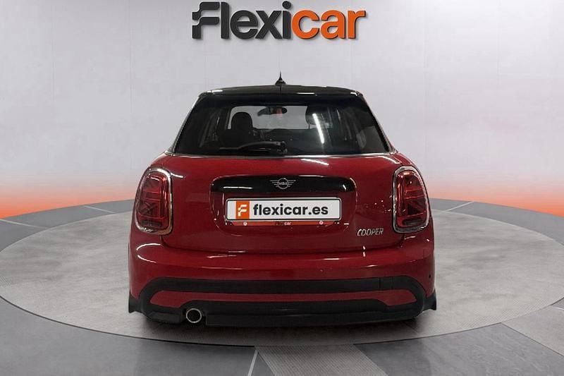 Usado Mini Cooper 136 CV (100 kW) 2021 Rojo Utilitario