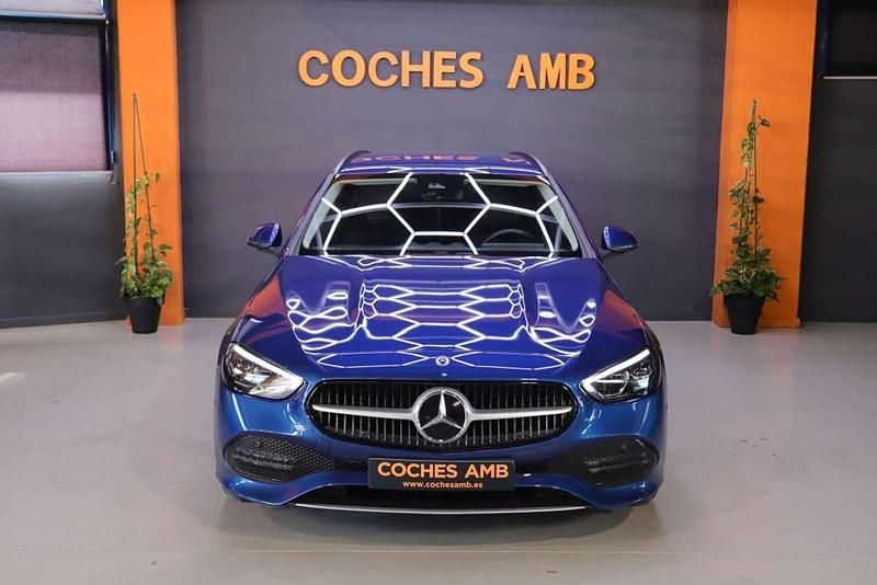 Usado Mercedes C220 200 CV (147 kW) 2022 Azul Familiar