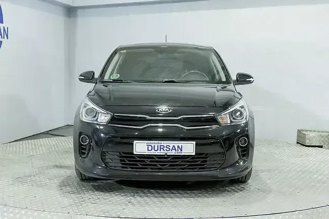 Usado Kia Rio 100 CV (73 kW) 2017 Negro