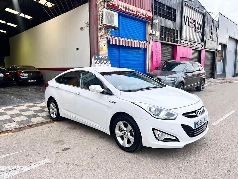 Blanco Usado 2015 Hyundai i40 Berlina | 8990 € (Precio justo) - Imagen 1/4