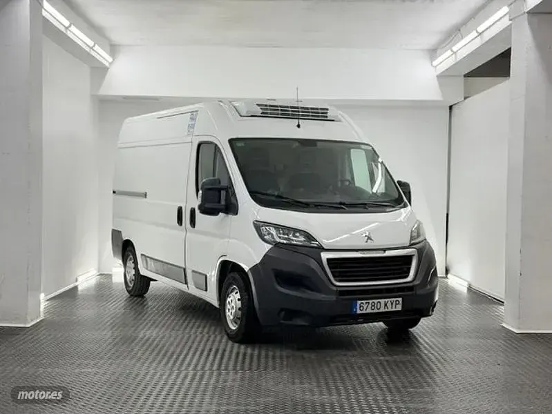 Usado Peugeot Boxer 110 CV (80 kW) 2019 Blanco Van