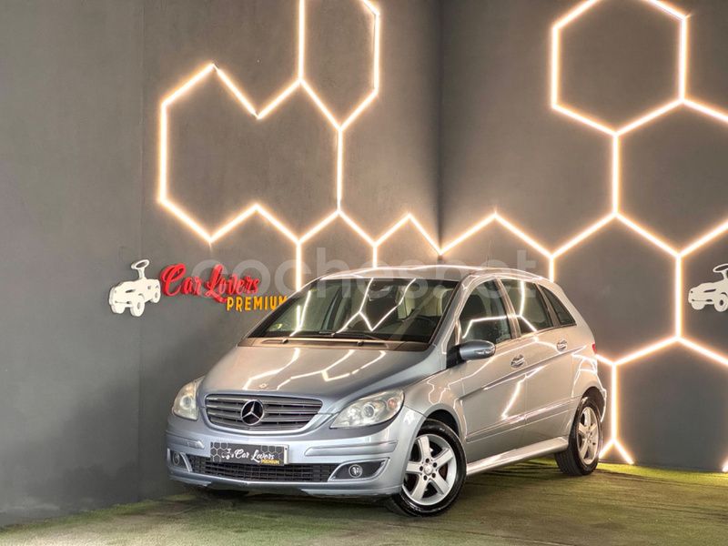 Gris / plata Usado 2008 Mercedes B180 Monovolumen | 7500 € (Precio justo) - Imagen 1/4