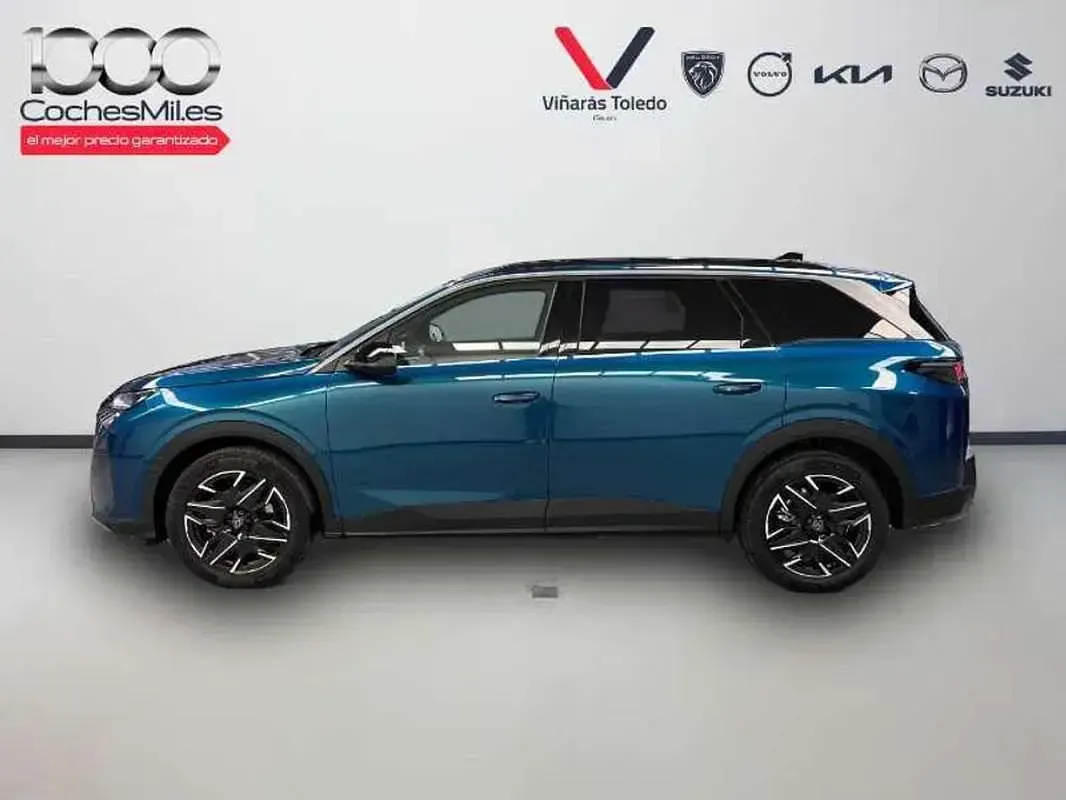 Usado Peugeot 5008 Allure 136 CV (100 kW) 2025 Azul SUV