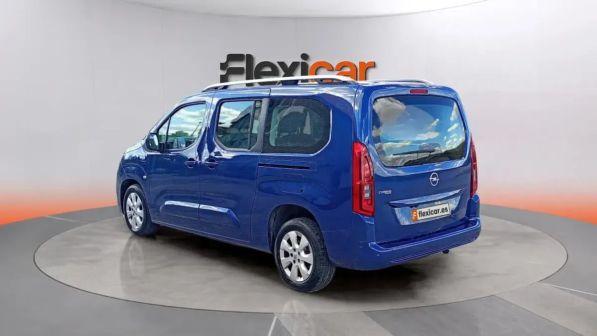 Usado Opel Combo Life XL S 131 CV (96 kW) 2019 Azul Monovolumen