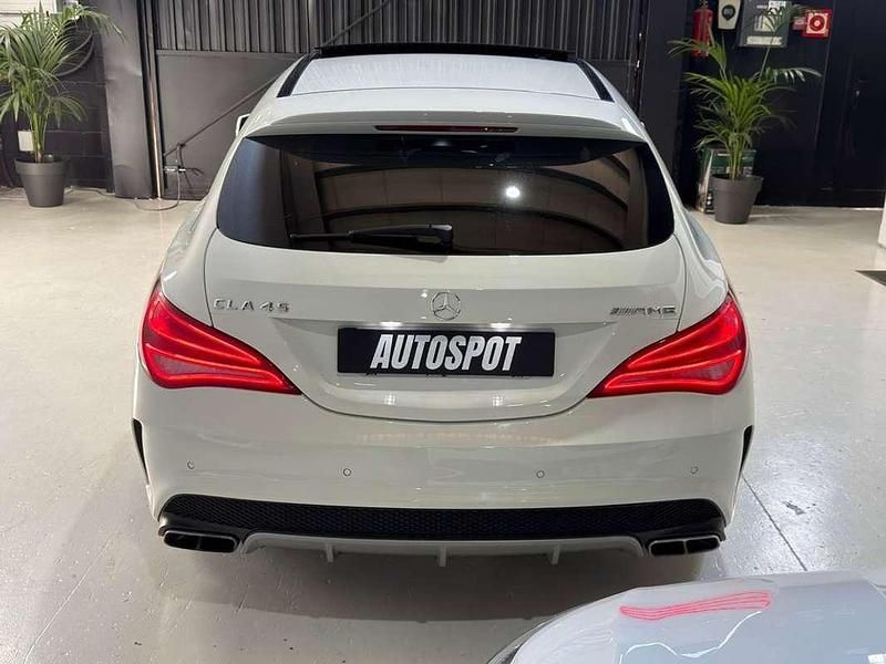 Usado Mercedes CLA45 AMG Shooting Brake AMG 381 CV (280 kW) 2015 Blanco Familiar