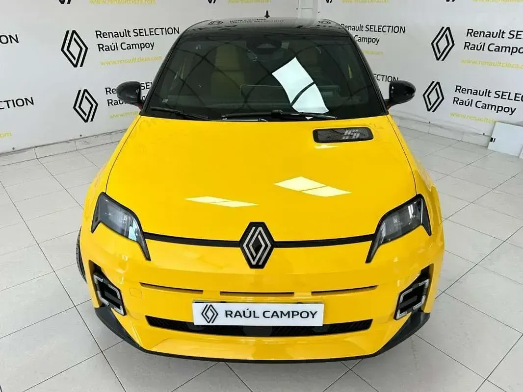 Nuevo Renault Megane E-Tech Iconic 110 kW (150 CV) 2026 Amarillo Utilitario