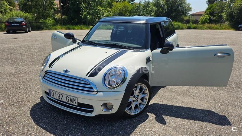 Blanco Usado 2009 Mini Cooper D Clubman Familiar | 6499 € - Imagen 1/4