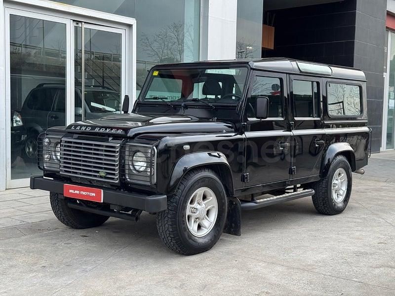Usado Land Rover Defender SE 122 CV (89 kW) 2007 Negro Familiar