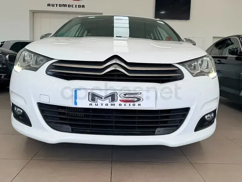 Usado Citroën C4 Feel 99 CV (72 kW) 2016 Blanco Berlina