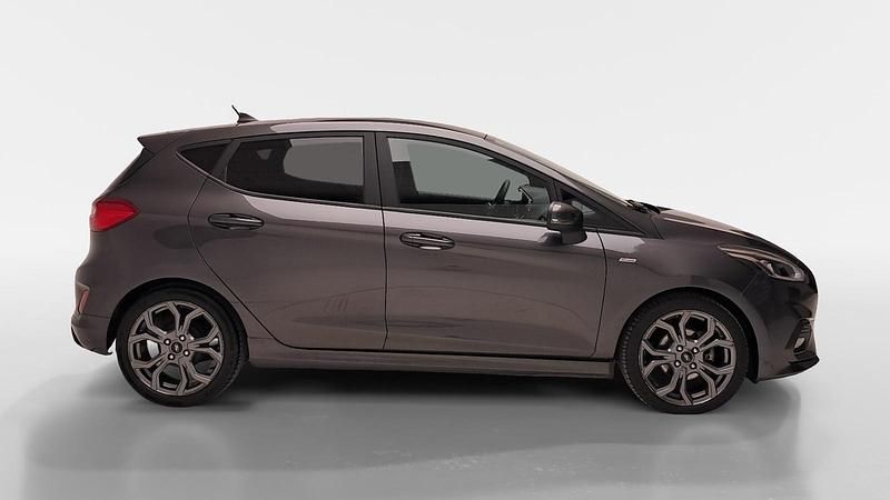 Usado Ford Fiesta ST-Line 95 CV (69 kW) 2020 Gris / plata Berlina