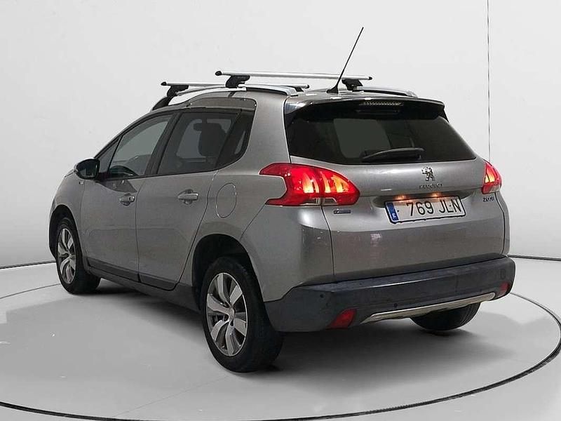 Usado Peugeot 2008 Style 99 CV (72 kW) 2016 Gris SUV