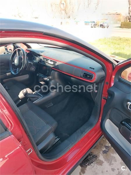 Usado Citroën C3 PureTech 82 CV (60 kW) 2018 Rojo Utilitario