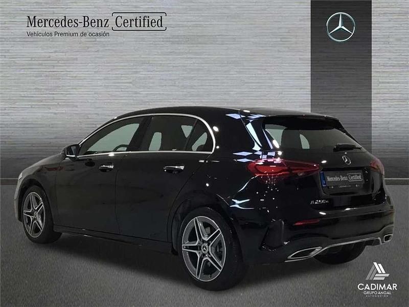 Usado Mercedes A250 218 CV (160 kW) 2024 Berlina