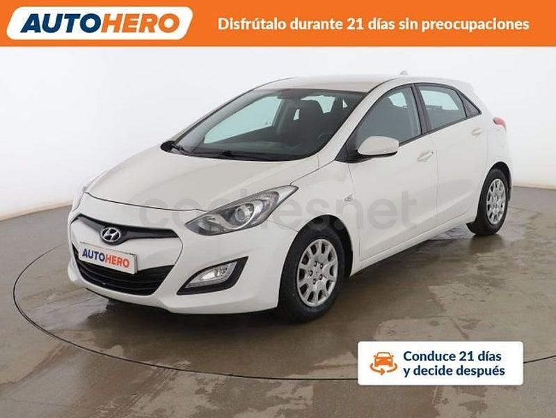Blanco Usado 2014 Hyundai i30 Utilitario | 8899 € (Precio justo) - Imagen 1/3