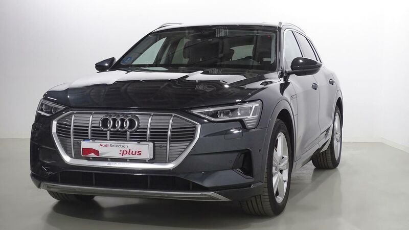 Gris Usado 2020 Audi e-tron Advanced Plus SUV | 40.000 € (Un poco caro) - Imagen 1/4