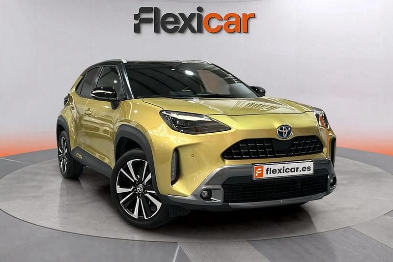 Usado Toyota Yaris Hybrid Edition 116 CV (85 kW) 2021 Verde