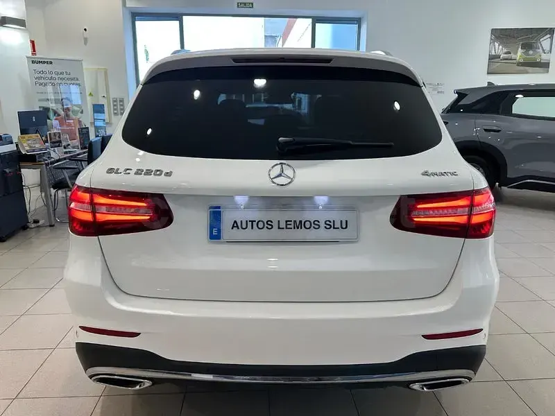 Usado Mercedes GLC220 170 CV (125 kW) 2018 Blanco SUV