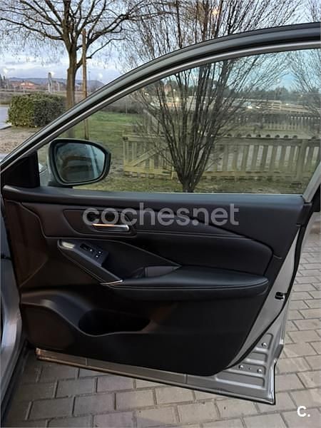 Usado Nissan Qashqai N-Connecta 190 CV (139 kW) 2023 Gris / plata SUV