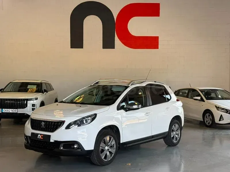 Usado Peugeot 2008 Style 82 CV (60 kW) 2018 Blanco SUV