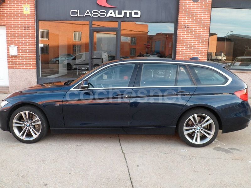 Usado BMW 335 Sport Line 313 CV (230 kW) 2014 Azul Familiar