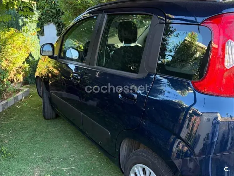 Usado Fiat Panda Easy 69 CV (50 kW) 2020 Negro Utilitario
