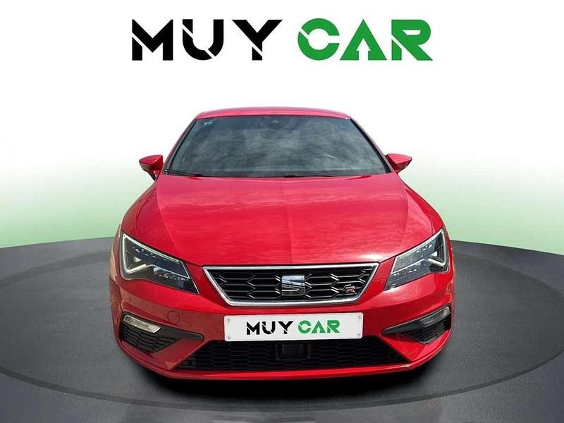 Usado Seat Leon FR 150 CV (110 kW) 2020 Rojo Utilitario