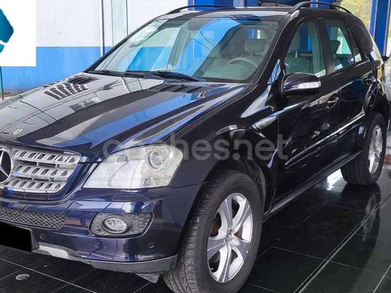 Azul Usado 2008 Mercedes ML320 SUV | 13.900 € (Precio justo) - Imagen 1/4