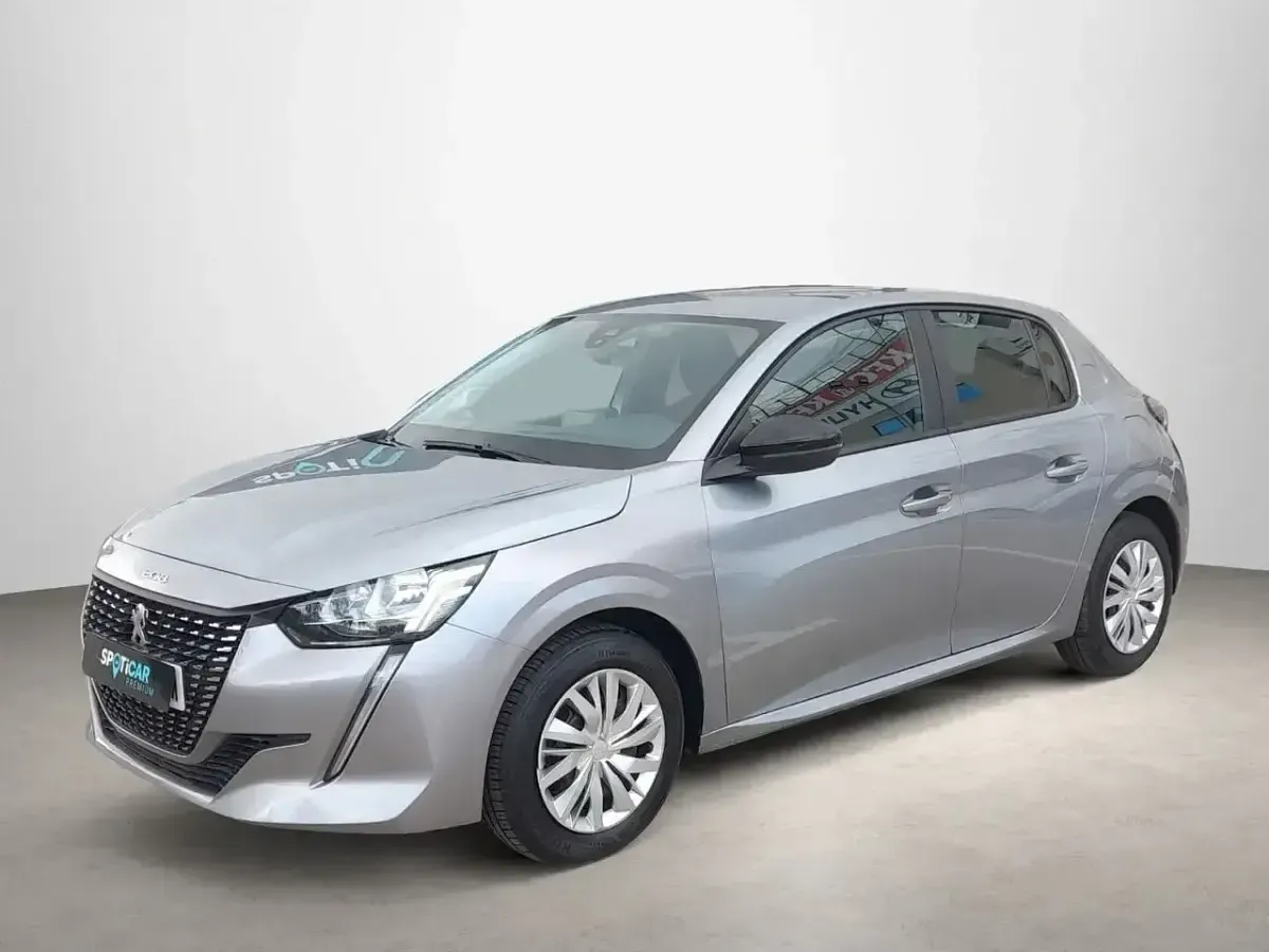 Usado Peugeot 208 Active 75 CV (55 kW) 2022 Gris Utilitario