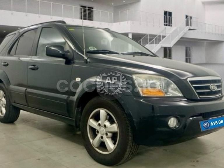 Gris / plata Usado 2007 Kia Sorento SUV | 8600 € (Un poco caro) - Imagen 1/4