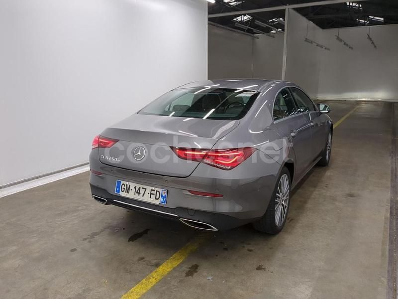 Usado Mercedes CLA250e 219 CV (161 kW) 2023 Gris / plata Berlina