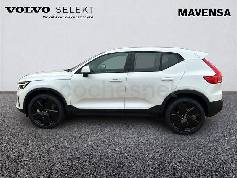 Nuevo Volvo XC40 Core 163 CV (119 kW) 2025 Blanco SUV