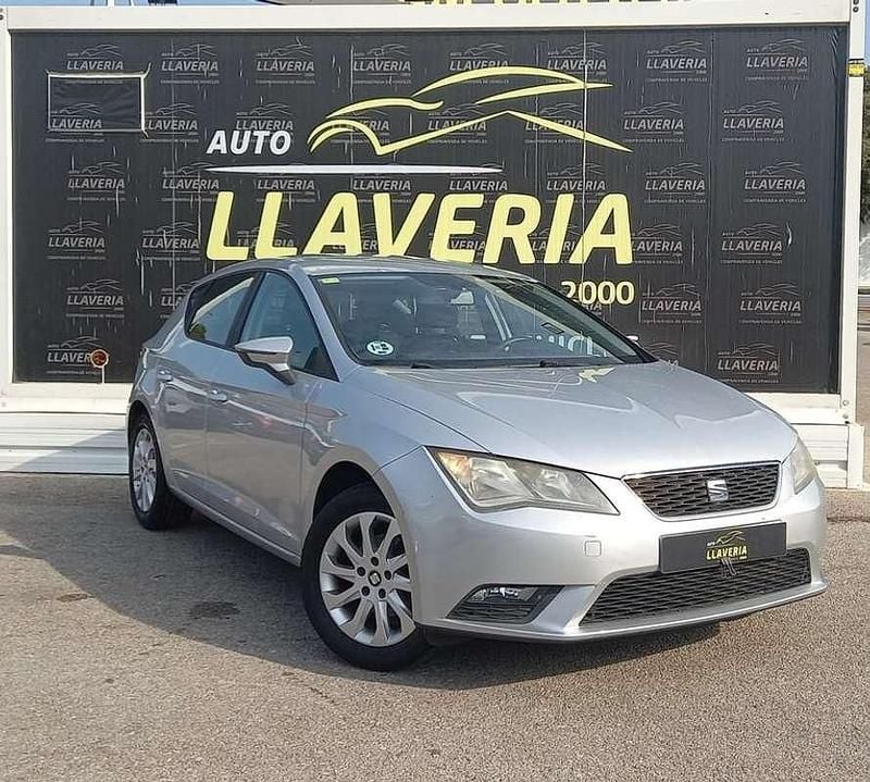 Usado Seat Leon ST Reference 105 CV (77 kW) 2014 Gris Familiar