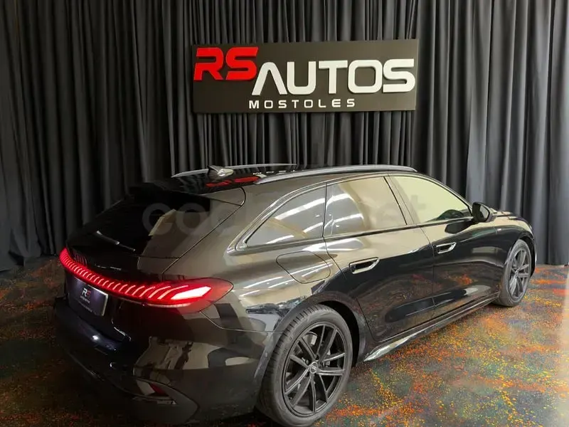 Usado Audi A5 S-Line 204 CV (150 kW) 2025 Negro Familiar
