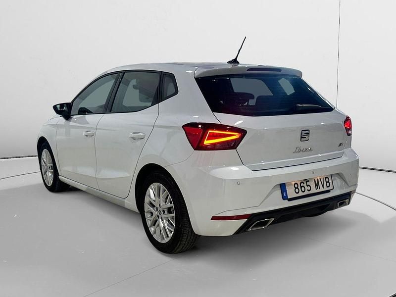 Usado Seat Ibiza FR 115 CV (84 kW) 2024 Blanco Berlina