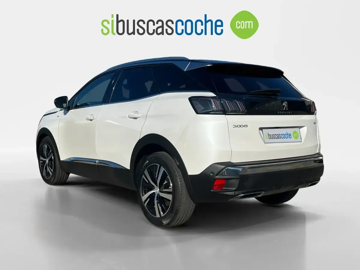 Usado Peugeot 3008 GT 130 CV (95 kW) 2021 Blanco SUV