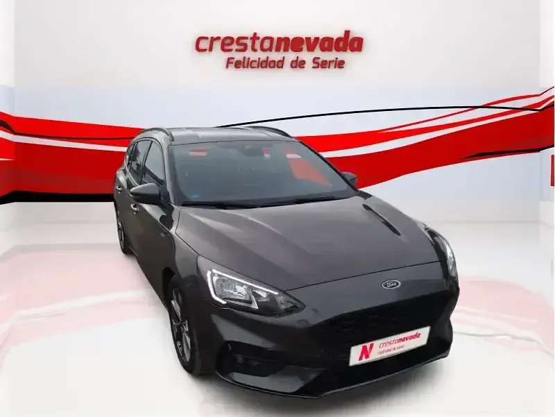 Käytetty Ford Focus ST-Line X 155 HP (114 kW) 2022 Musta