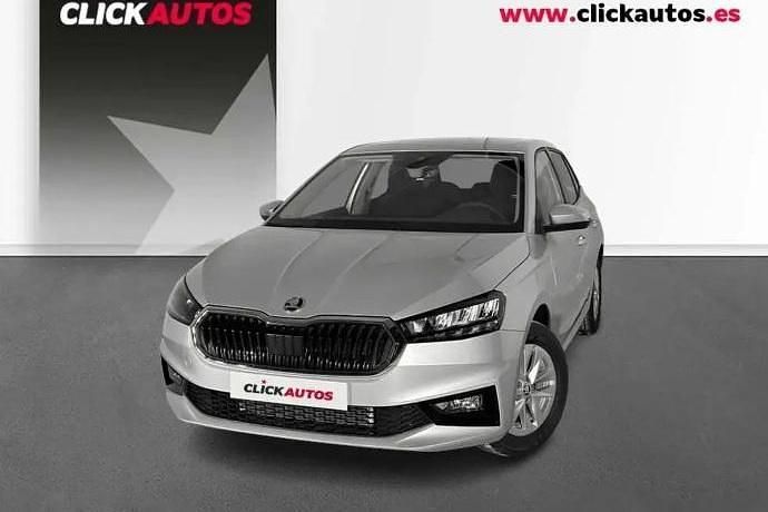 Usado Skoda Fabia Selection 115 CV (84 kW) 2025 Blanco Utilitario