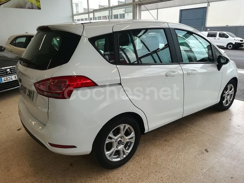 Usado Ford B-MAX Trend 95 CV (69 kW) 2016 Blanco Monovolumen
