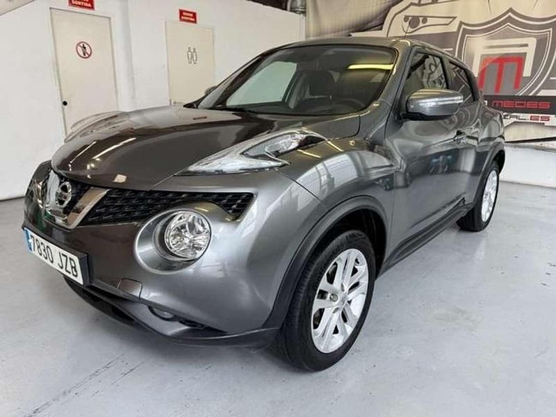 Usado Nissan Juke N-Connecta 110 CV (80 kW) 2017 Gris SUV