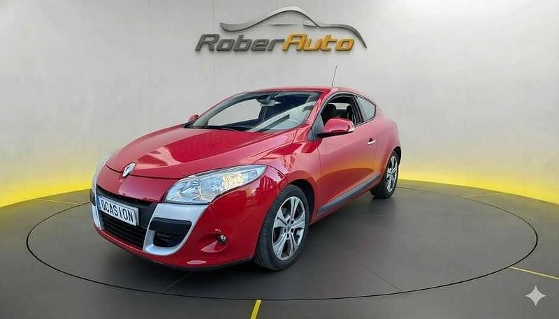 Usado Renault Mégane III Dynamique 130 CV (95 kW) 2009 Rojo Utilitario