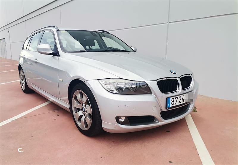Usado BMW 318 143 CV (105 kW) 2010 Gris / plata Familiar