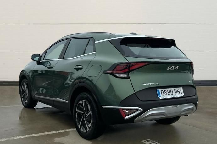 Usado Kia Sportage 232 CV (170 kW) 2023 Verde SUV