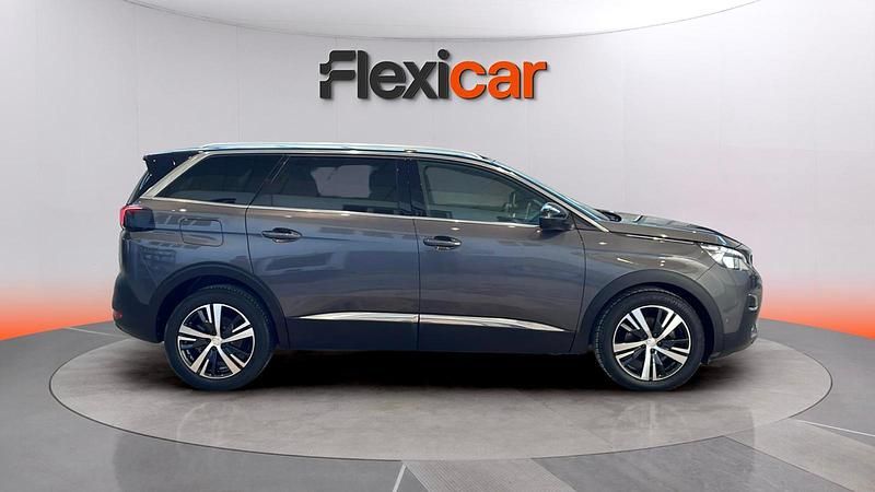 Usado Peugeot 5008 GT-line 131 CV (96 kW) 2018 Gris Monovolumen