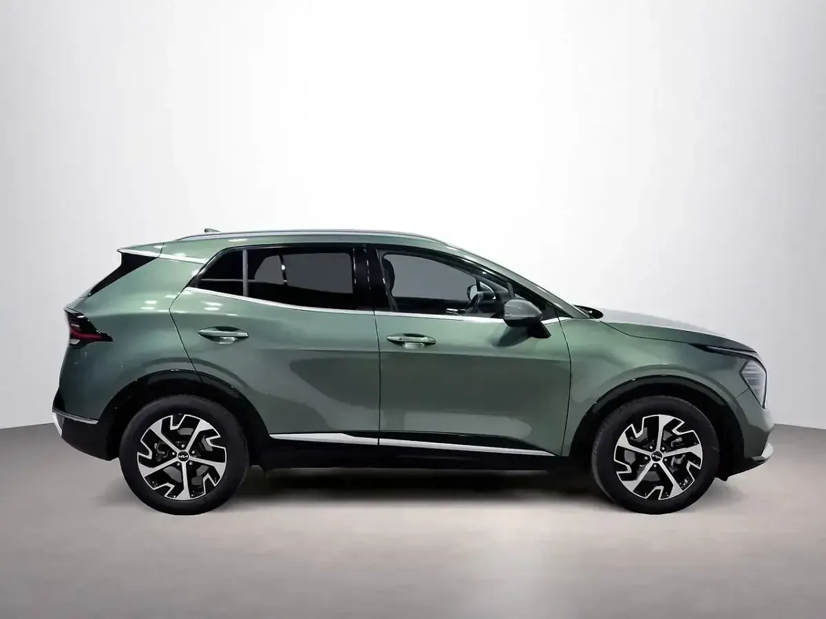 Usado Kia Sportage 150 CV (110 kW) 2024 Verde SUV