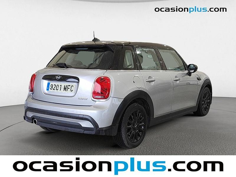 Usado Mini Cooper 136 CV (100 kW) 2023 Gris / plata Utilitario