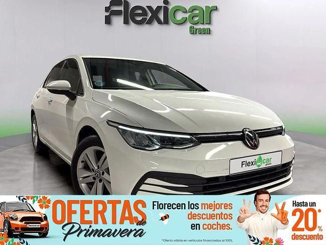 Usado VW Golf VIII Life 110 CV (80 kW) 2021 Blanco Familiar